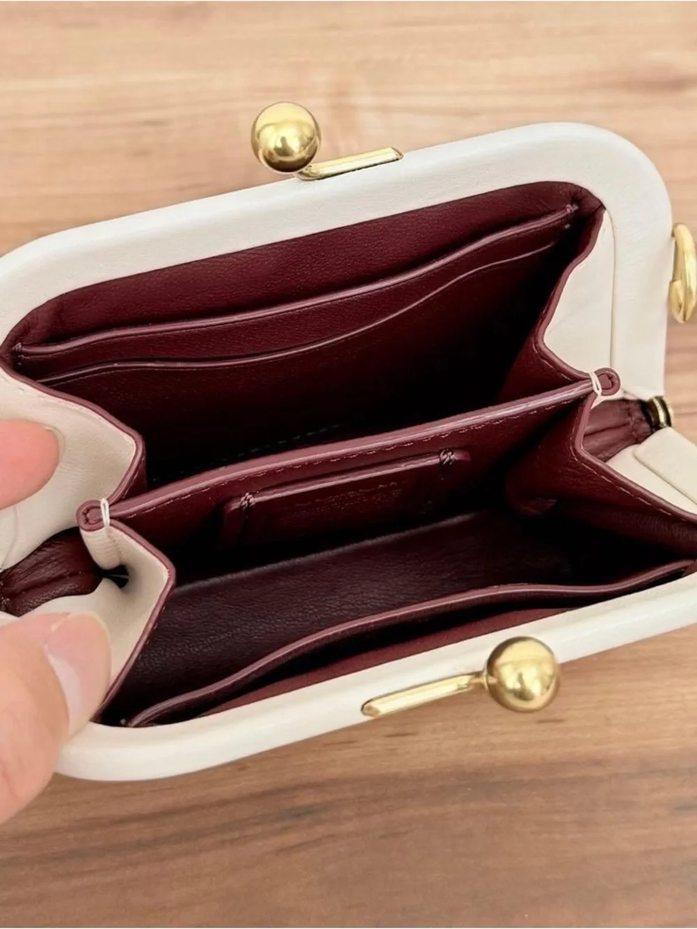 Coach Kisslock Wallet Coin Case Japan Limited - Picture 6 of 7